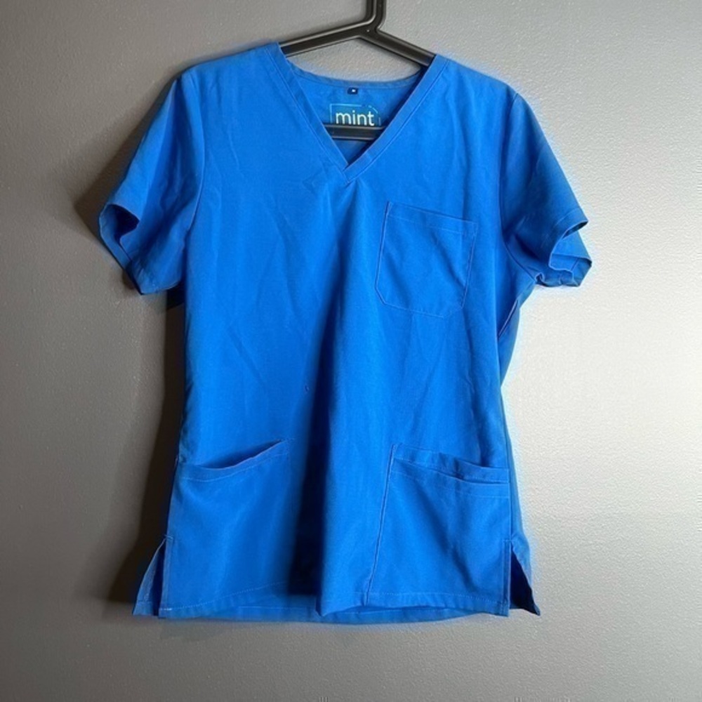 Mint | scrub top